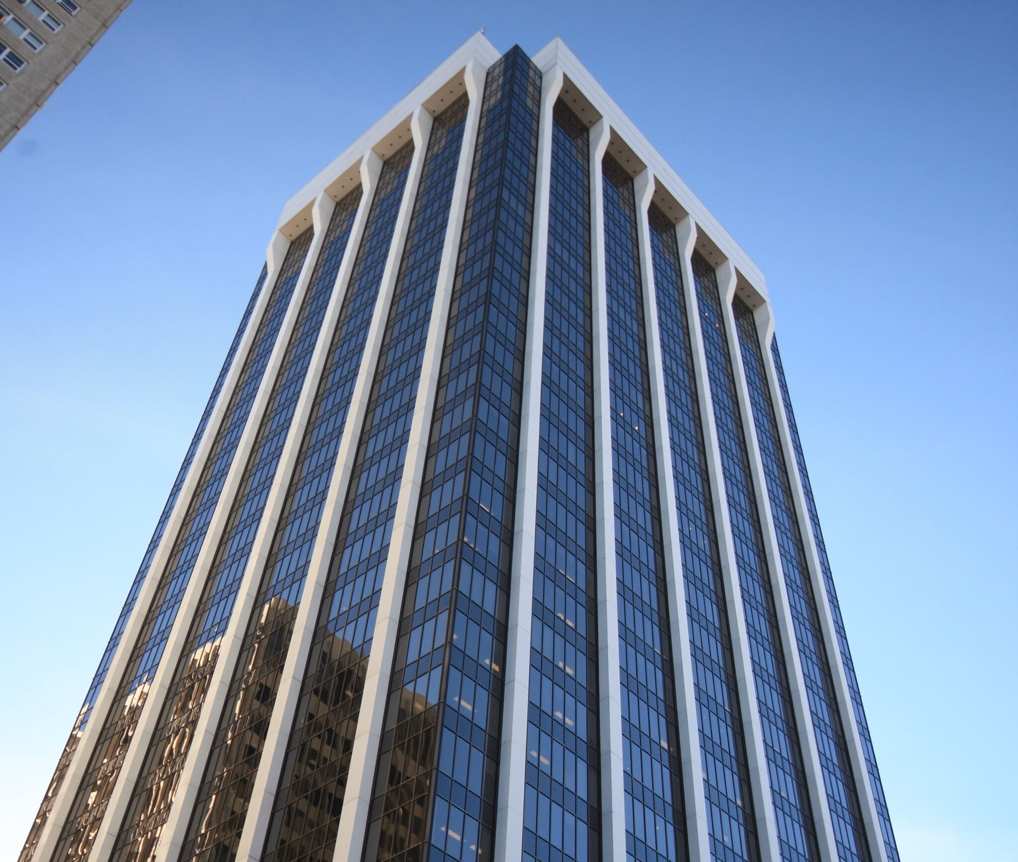 715 5 Ave SW, Calgary, AB for lease Building Photo- Image 1 of 7