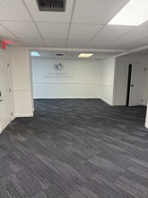 1527 S Orange Ave, Orlando, FL for lease Interior Photo- Image 1 of 3