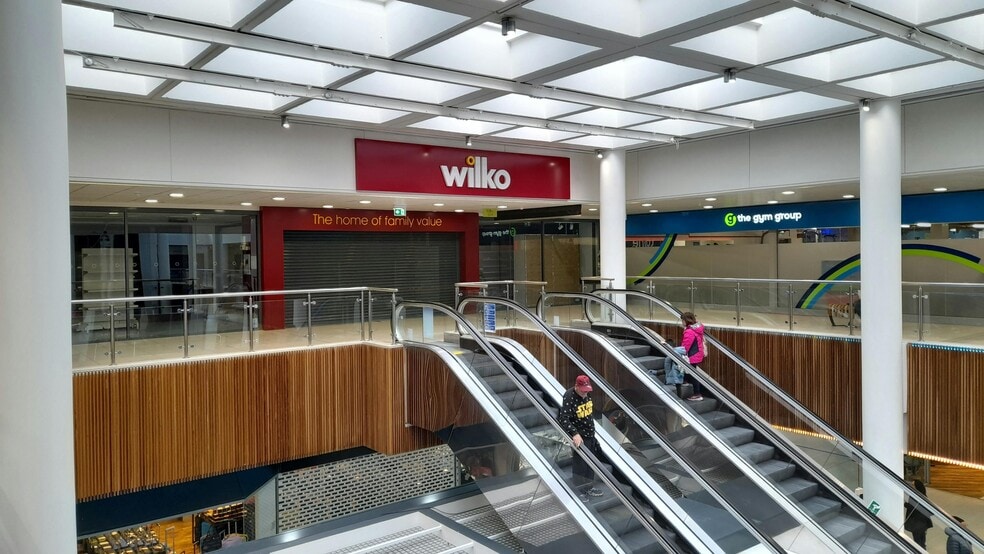 Broad St, Reading for lease - Building Photo - Image 3 of 59