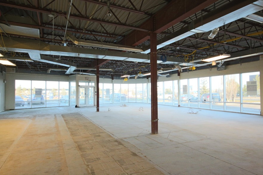 7203-7221 Roper Rd NW, Edmonton, AB for sale - Other - Image 2 of 9