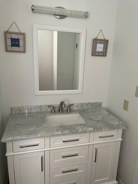 125 N Brevard Ave, Cocoa Beach, FL à vendre - Photo du bâtiment - Image 2 de 11