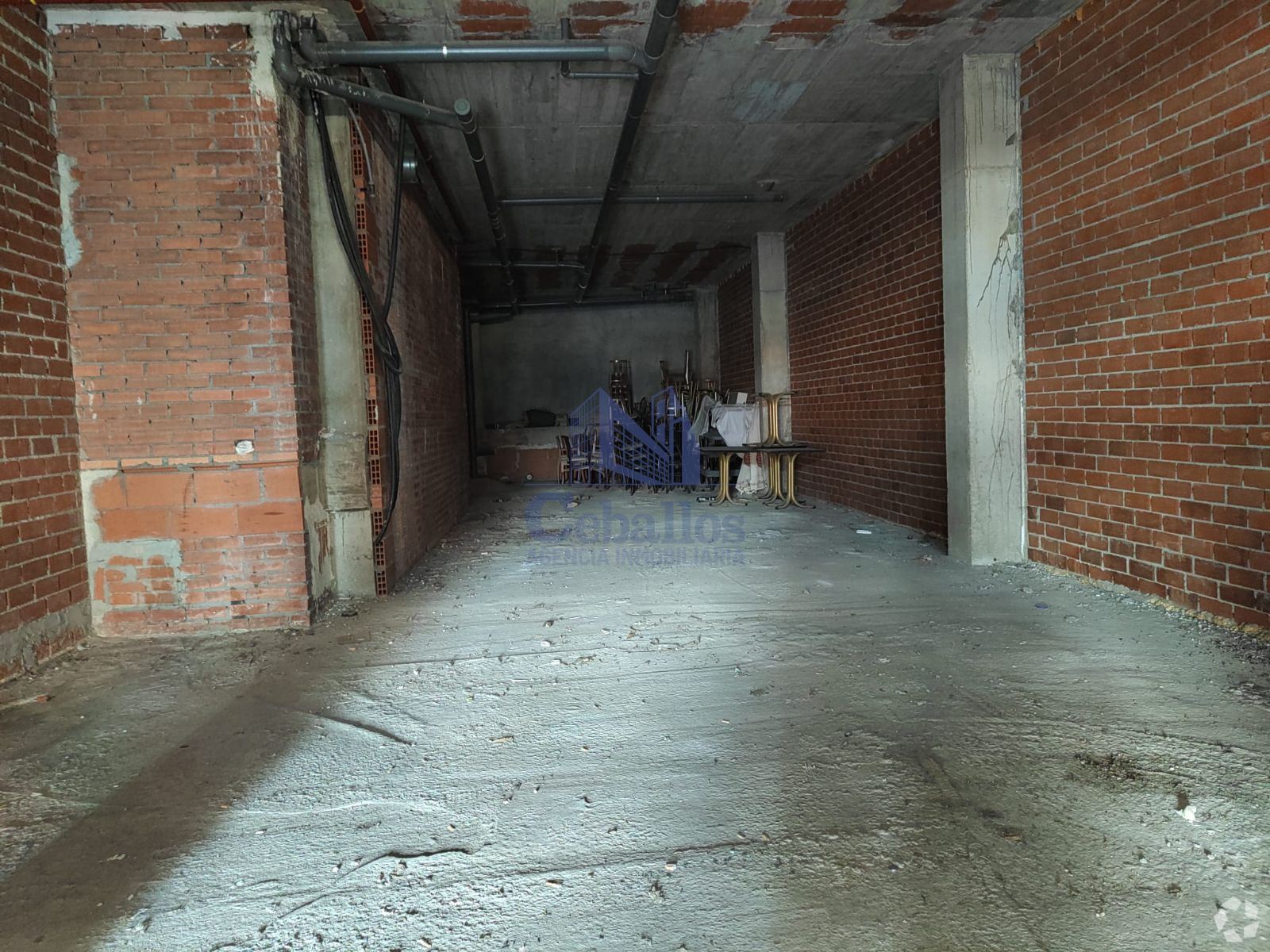 Retail in Guadalajara, Guadalajara for lease Interior Photo- Image 1 of 2