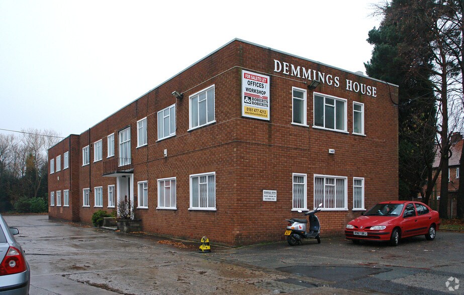 Brookfield Rd, Cheadle à louer - Photo principale - Image 1 de 6