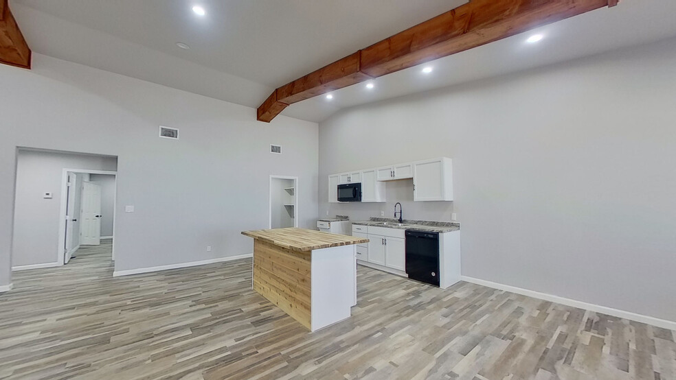 1625 County Road 7340, Lubbock, TX à vendre - Numérisation 3D de Matterport - Image 2 de 18