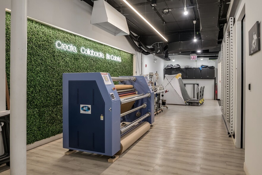 517 Green Bay Rd, Wilmette, IL for lease - Building Photo - Image 3 of 21