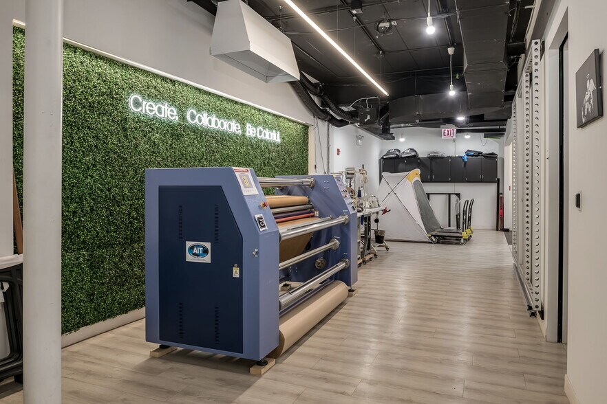 517 Green Bay Rd, Wilmette, IL à louer - Photo du bâtiment - Image 3 de 21