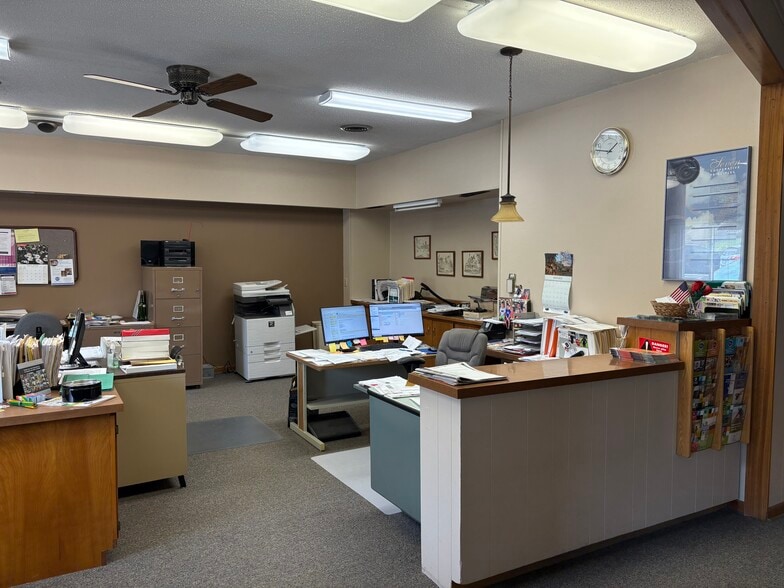 415 Broad Ave, Stanton, IA for sale - Building Photo - Image 3 of 30