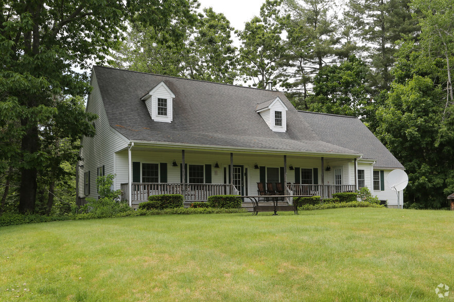 10 Main St, Newfields, NH à vendre - Photo du bâtiment - Image 1 de 1