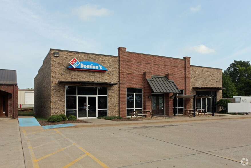 2808 S Main St, Lindale, TX for sale - Building Photo - Image 2 of 3