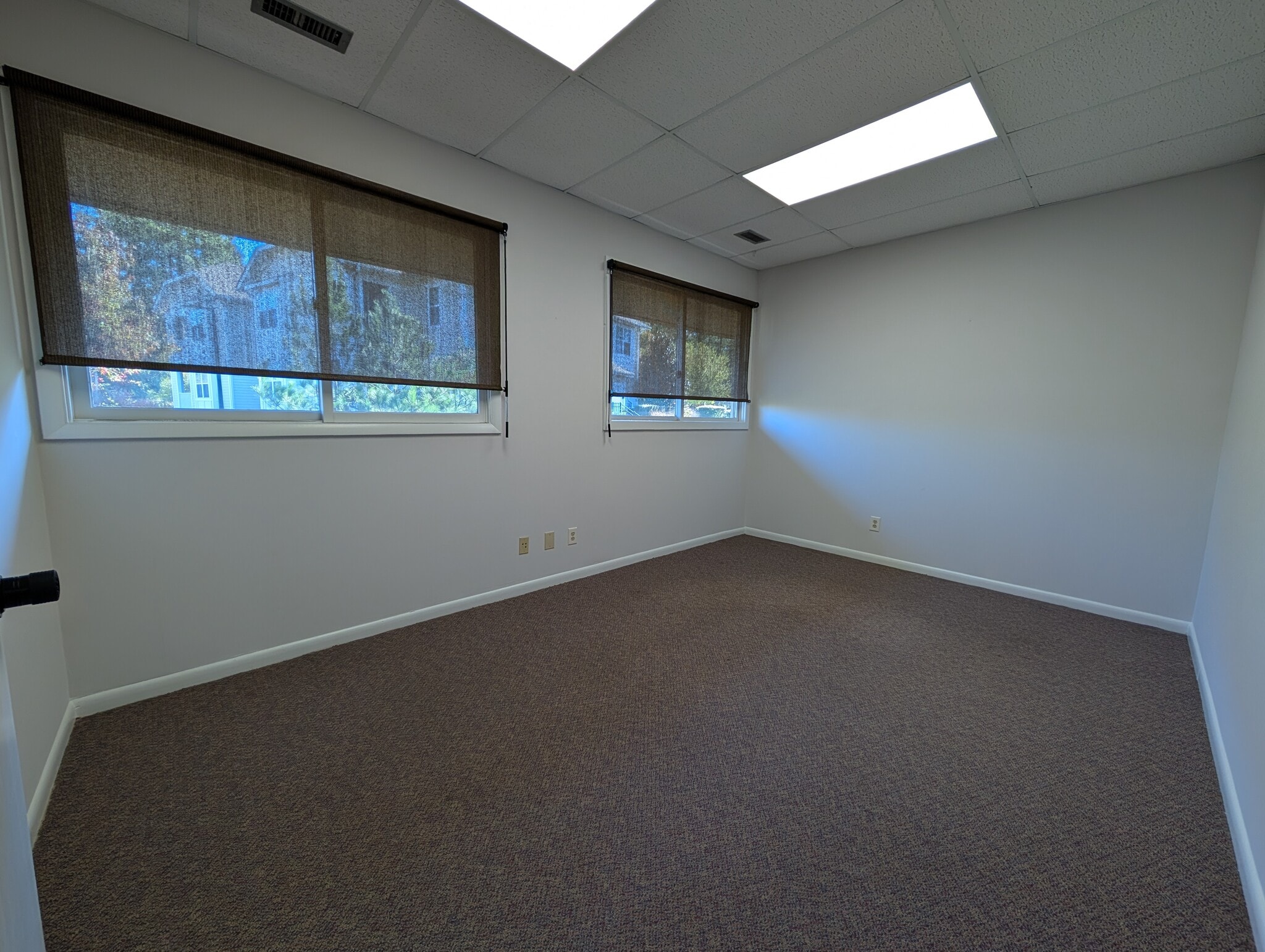 1717 Legion Rd, Chapel Hill, NC for lease Interior Photo- Image 1 of 2