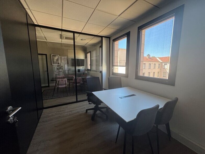 19 Boulevard Eugène Deruelle, Lyon for lease - Interior Photo - Image 3 of 32