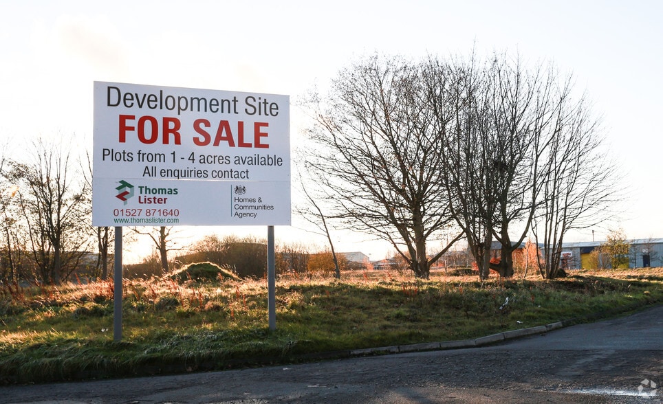 Carlbury Rd, Newton Aycliffe for sale - Building Photo - Image 2 of 4