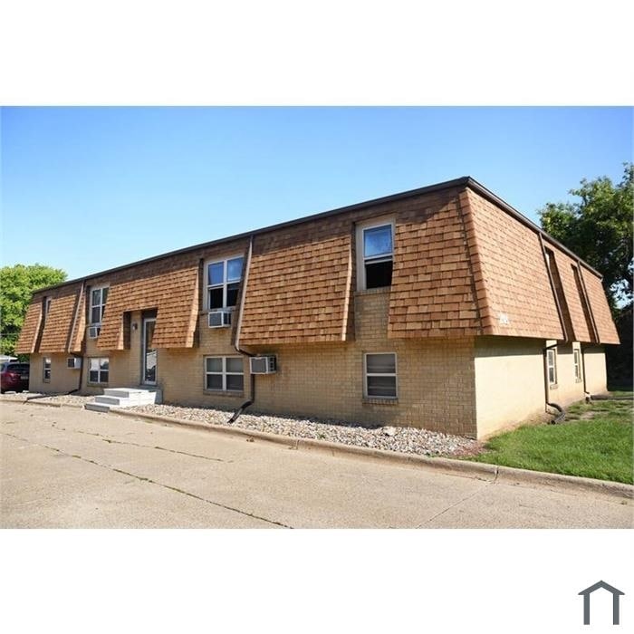 218 NW State St, Ankeny, IA à vendre Photo principale- Image 1 de 2
