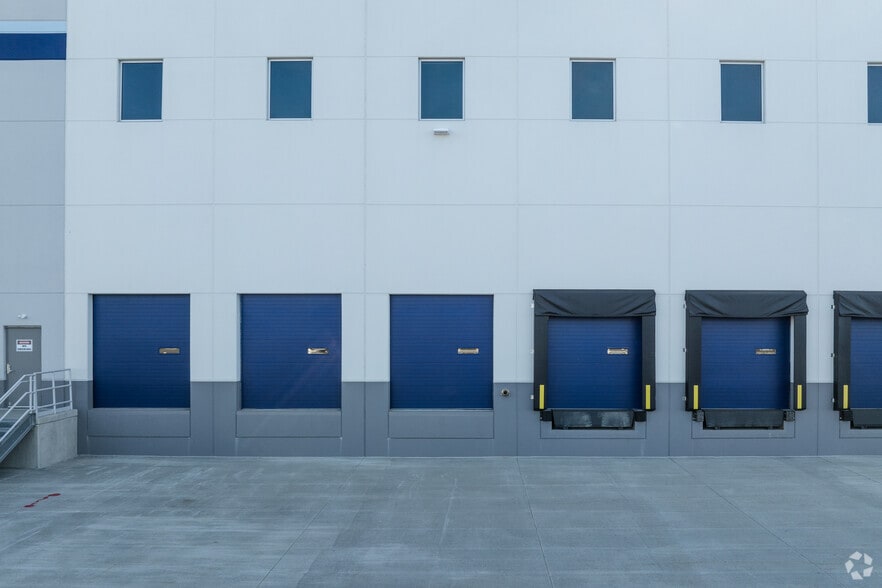 1098 US-46, Ridgefield, NJ for lease - Building Photo - Image 3 of 5