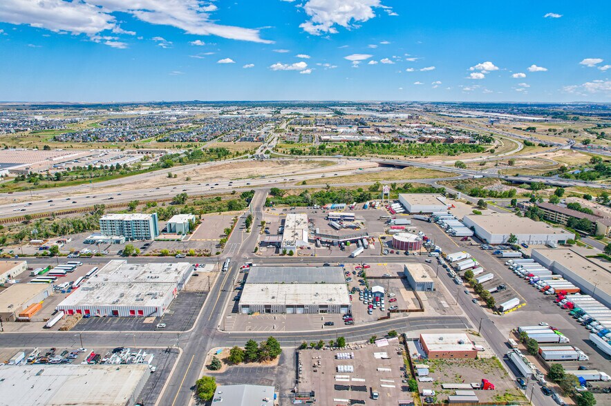 7000 E 49th Ave, Commerce City, CO à louer - Photo du bâtiment - Image 2 de 3