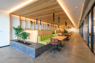 718 S Hill St, Los Angeles, CA à louer Photo intérieure- Image 1 de 11