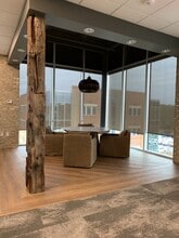 6751 Parker Farm Dr, Wilmington, NC à louer Photo intérieure- Image 1 de 15