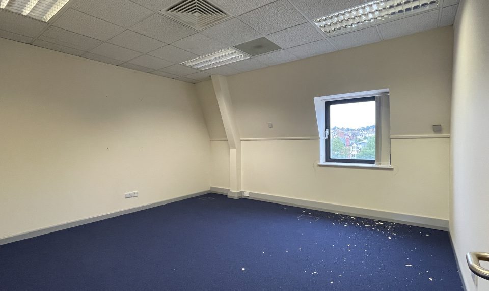 Kingsteignton Rd, Newton Abbot à louer - Photo intérieure - Image 3 de 3