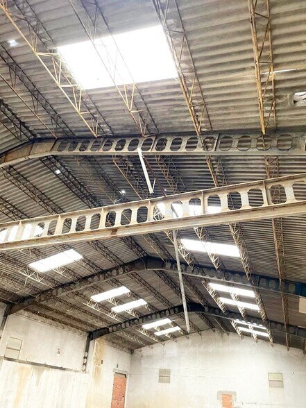 Industrial in Villamayor, Salamanca for sale - Interior Photo - Image 3 of 7