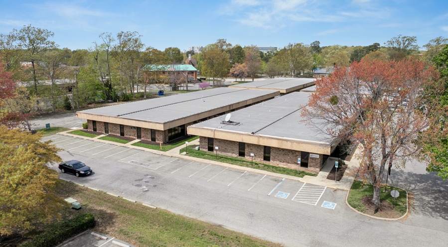 739 Thimble Shoals Blvd, Newport News, VA for lease - Building Photo - Image 2 of 4
