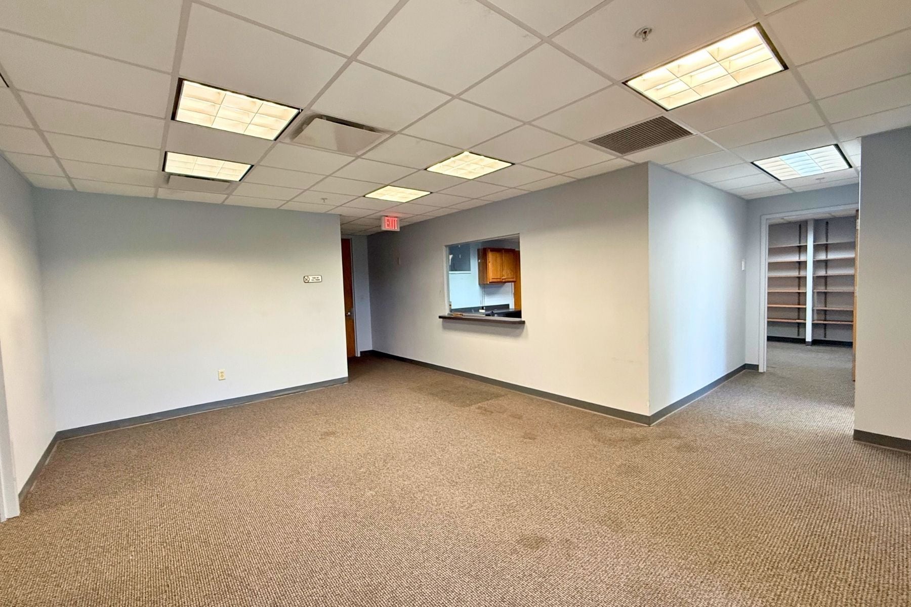 1 Post Rd, Fairfield, CT for lease Interior Photo- Image 1 of 6