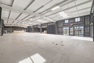 408 S Main St, Lampasas, TX for sale Interior Photo- Image 1 of 8