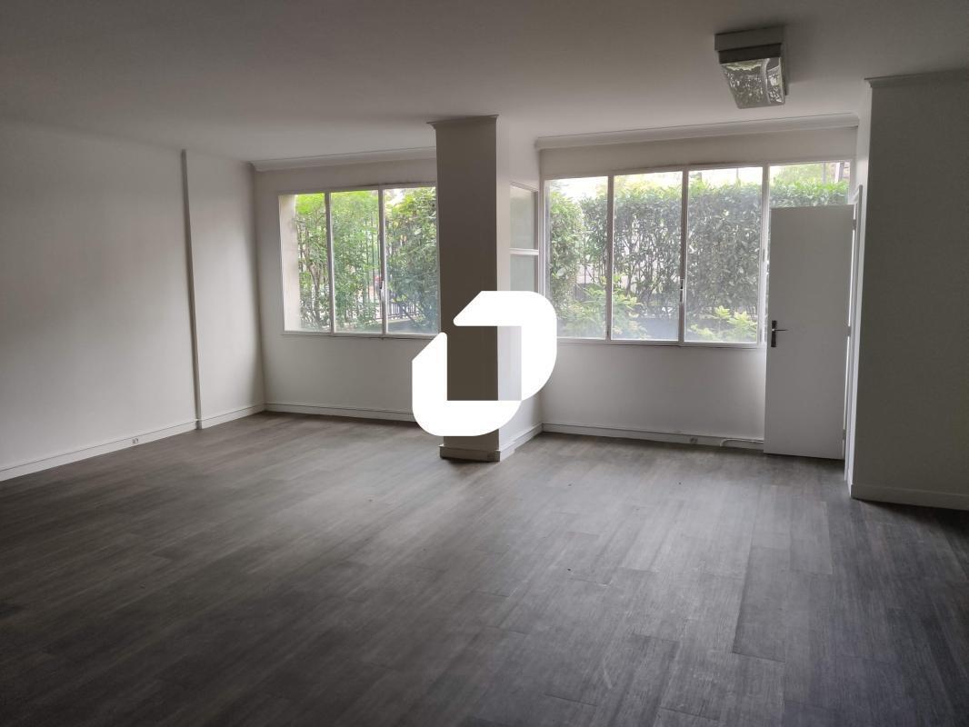 79 Boulevard Suchet, Paris for sale Interior Photo- Image 1 of 5