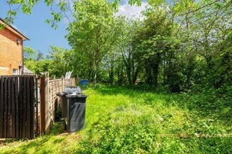Plus de détails pour 2-4 Newtown Rd, Newbury - Commerce de détail à vendre