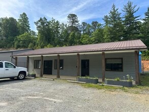 13401 Rosman Hwy, Lake Toxaway, NC for lease Building Photo- Image 1 of 15