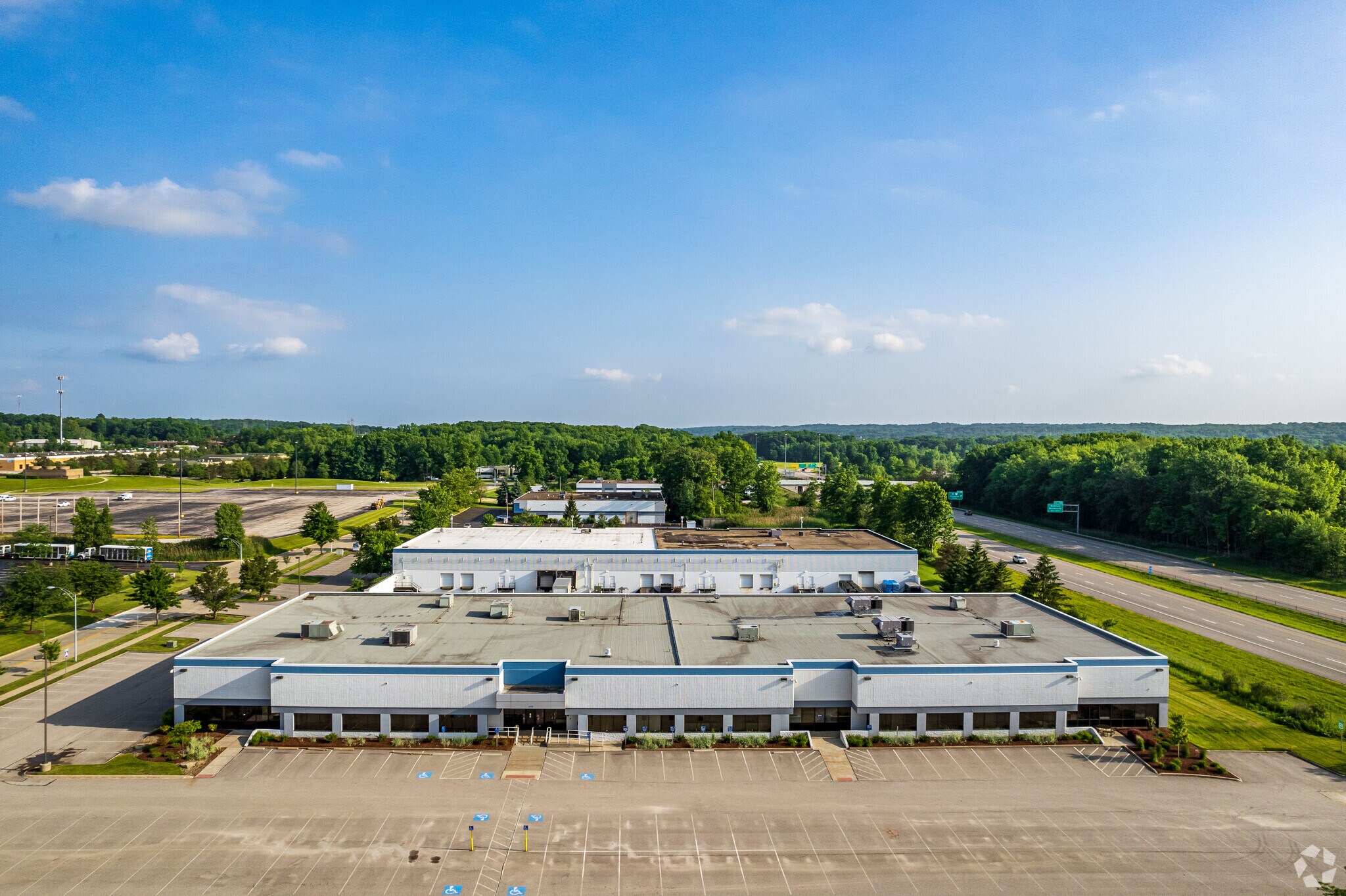 6770 Southpointe Pky, Brecksville, OH à louer Aérien- Image 1 de 12