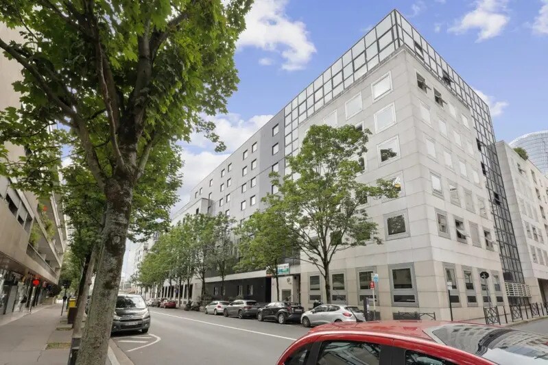 13 Bis Rue De L'Abreuvoir, Courbevoie à louer - Photo du bâtiment - Image 3 de 14