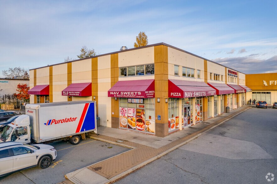 8140 120th St, Surrey, BC à vendre - Photo du bâtiment - Image 3 de 5
