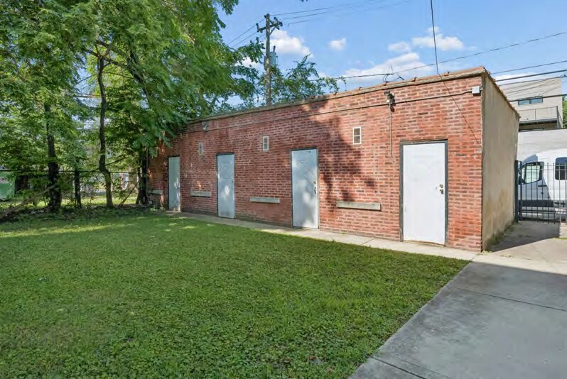 5628 S King Dr, Chicago, IL à vendre - Photo du bâtiment - Image 3 de 18