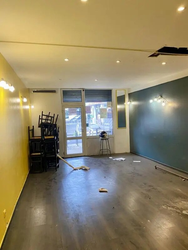 Retail in Marseille for lease Building Photo- Image 1 of 15