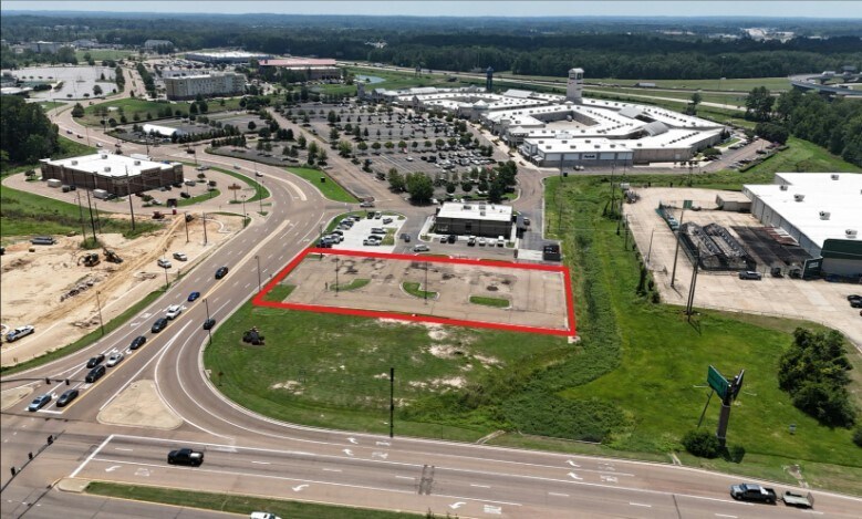 Bass Pro Dr, Pearl, MS à vendre Photo du bâtiment- Image 1 de 9