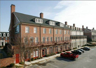 2325 Log Cabin Dr SE, Atlanta, GA for lease Building Photo- Image 1 of 16