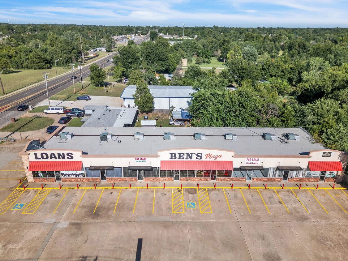 1020-1048 N Douglas Blvd, Oklahoma City, OK for sale Building Photo- Image 1 of 22