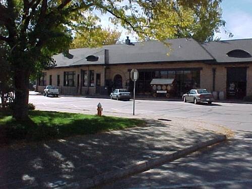 409-427 N Railroad Ave, Loveland, CO à louer - Photo du bâtiment - Image 2 de 11