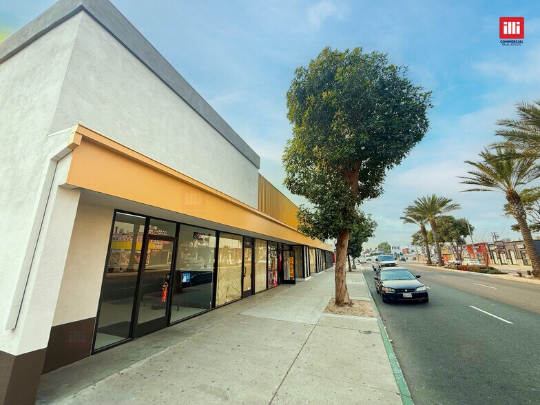 4450-4460 Firestone Blvd, South Gate, CA à louer - Photo du bâtiment - Image 2 de 6