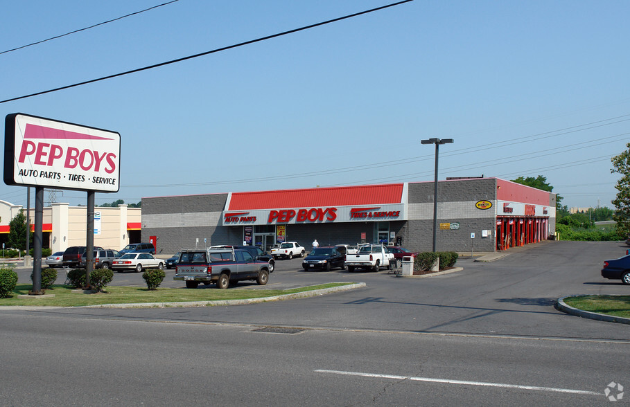 3033 Erie Blvd E, Syracuse, NY for lease - Primary Photo - Image 1 of 5