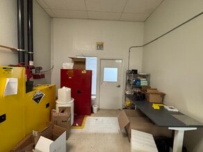 1230 Bordeaux Dr, Sunnyvale, CA for lease Interior Photo- Image 2 of 14