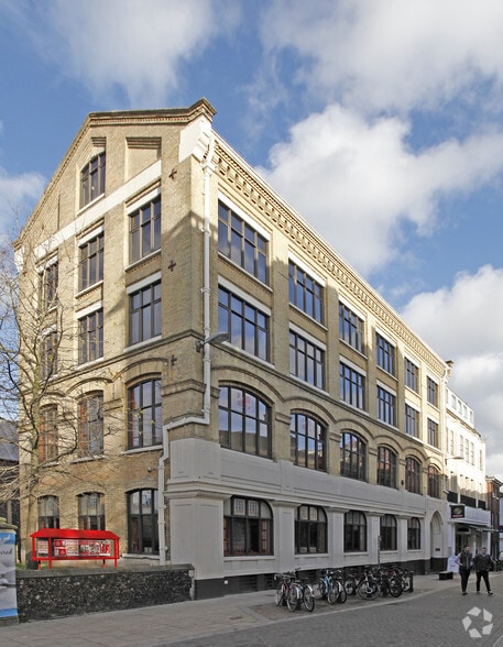 2-4 Queen St, Norwich for lease - Primary Photo - Image 1 of 5