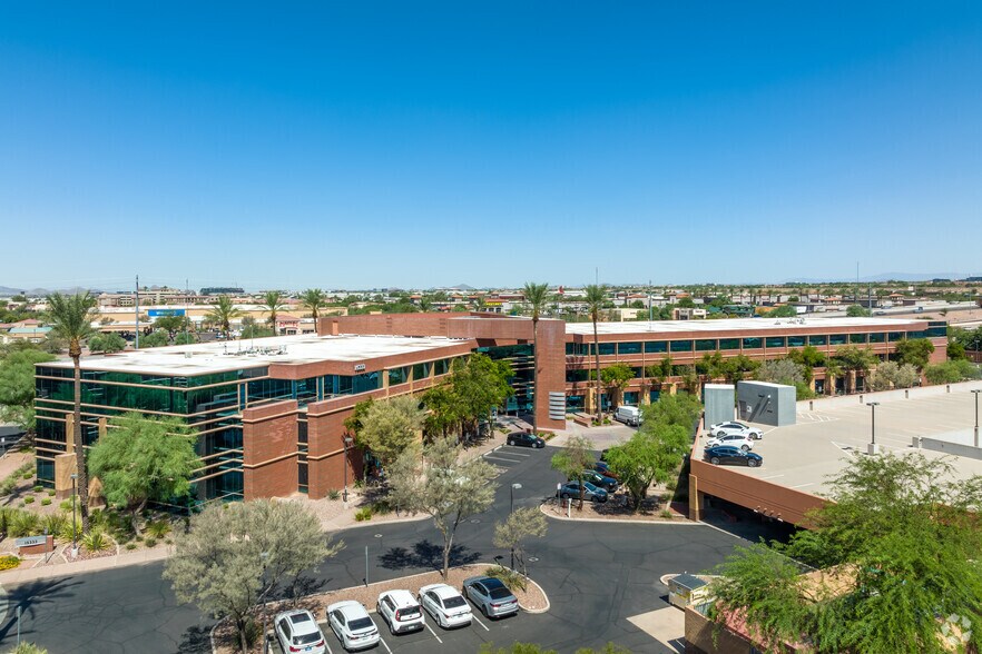 15333 N Pima Rd, Scottsdale, AZ à louer - Photo du bâtiment - Image 3 de 5