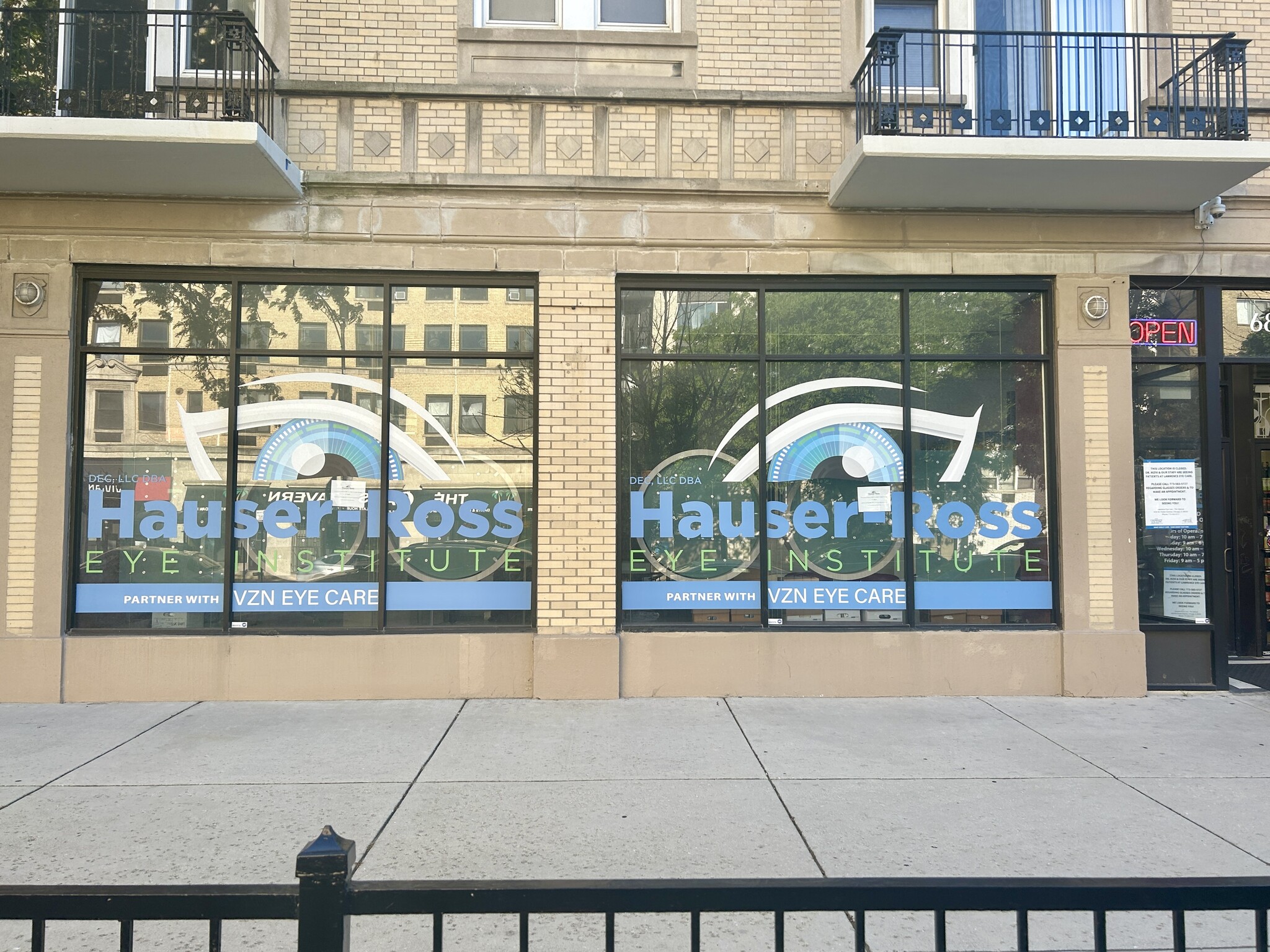 6814 N Sheridan Rd, Chicago, IL for lease Building Photo- Image 1 of 5