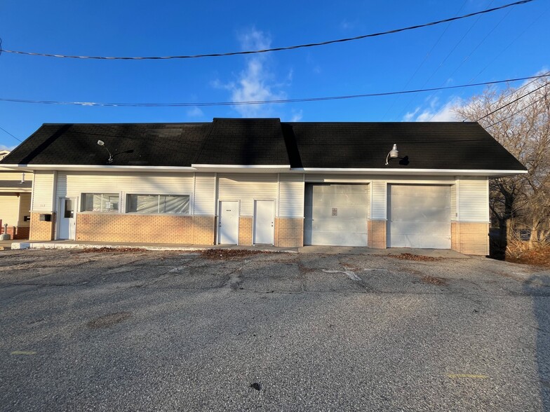 113 N 1st St, West Branch, MI for lease - Primary Photo - Image 1 of 14