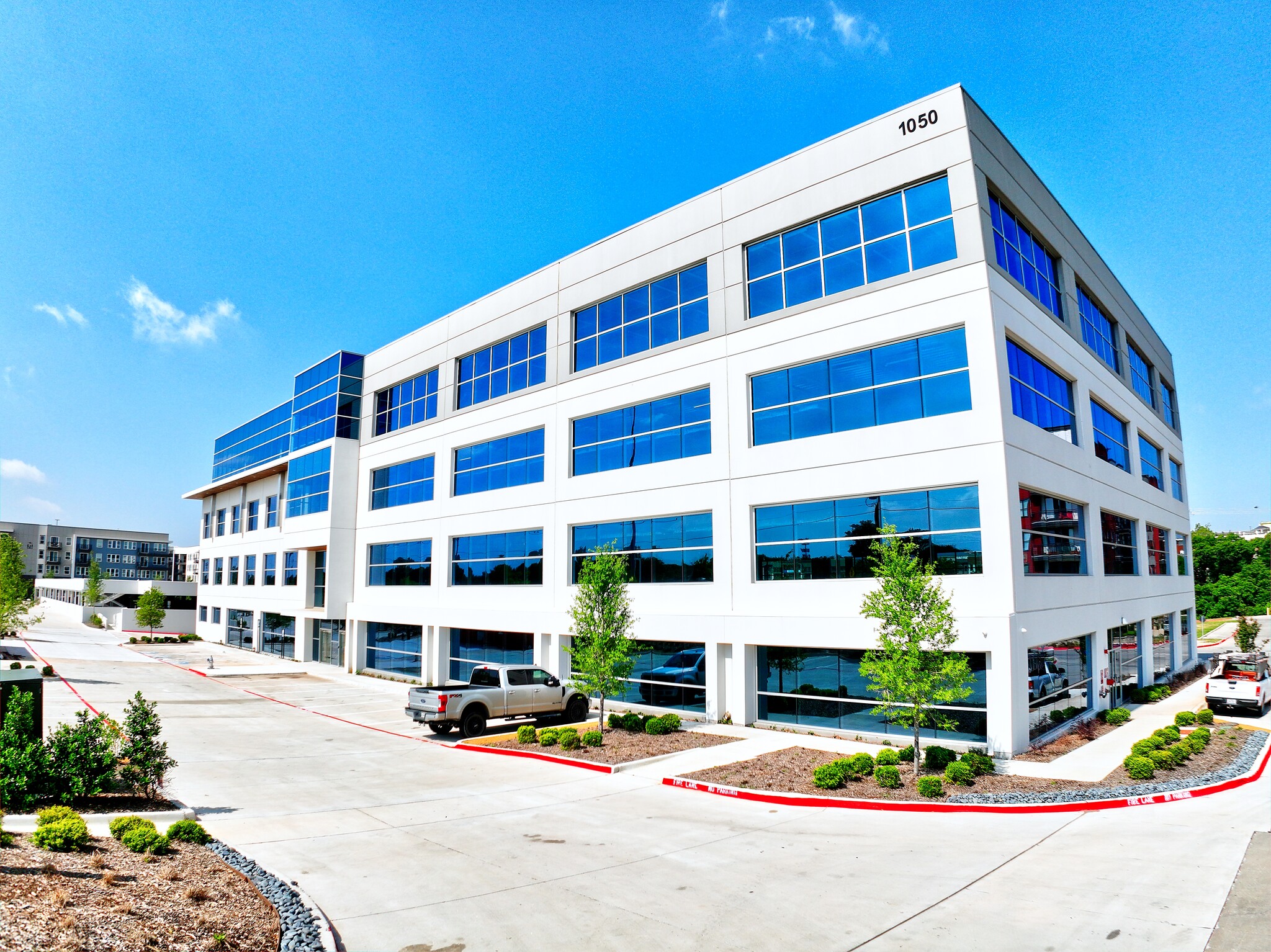 1050 Central Expy S, Allen, TX for lease Building Photo- Image 1 of 14