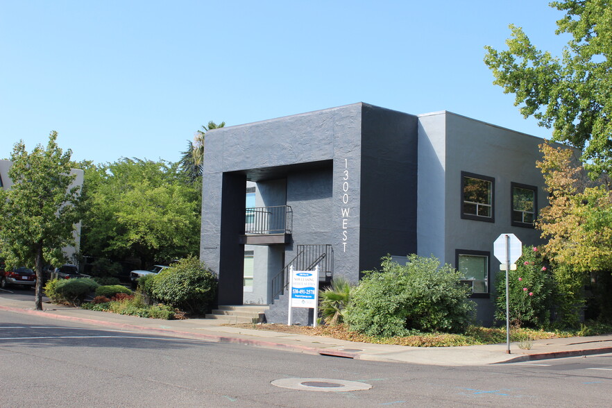 1300 West St, Redding, CA for lease - Building Photo - Image 2 of 28