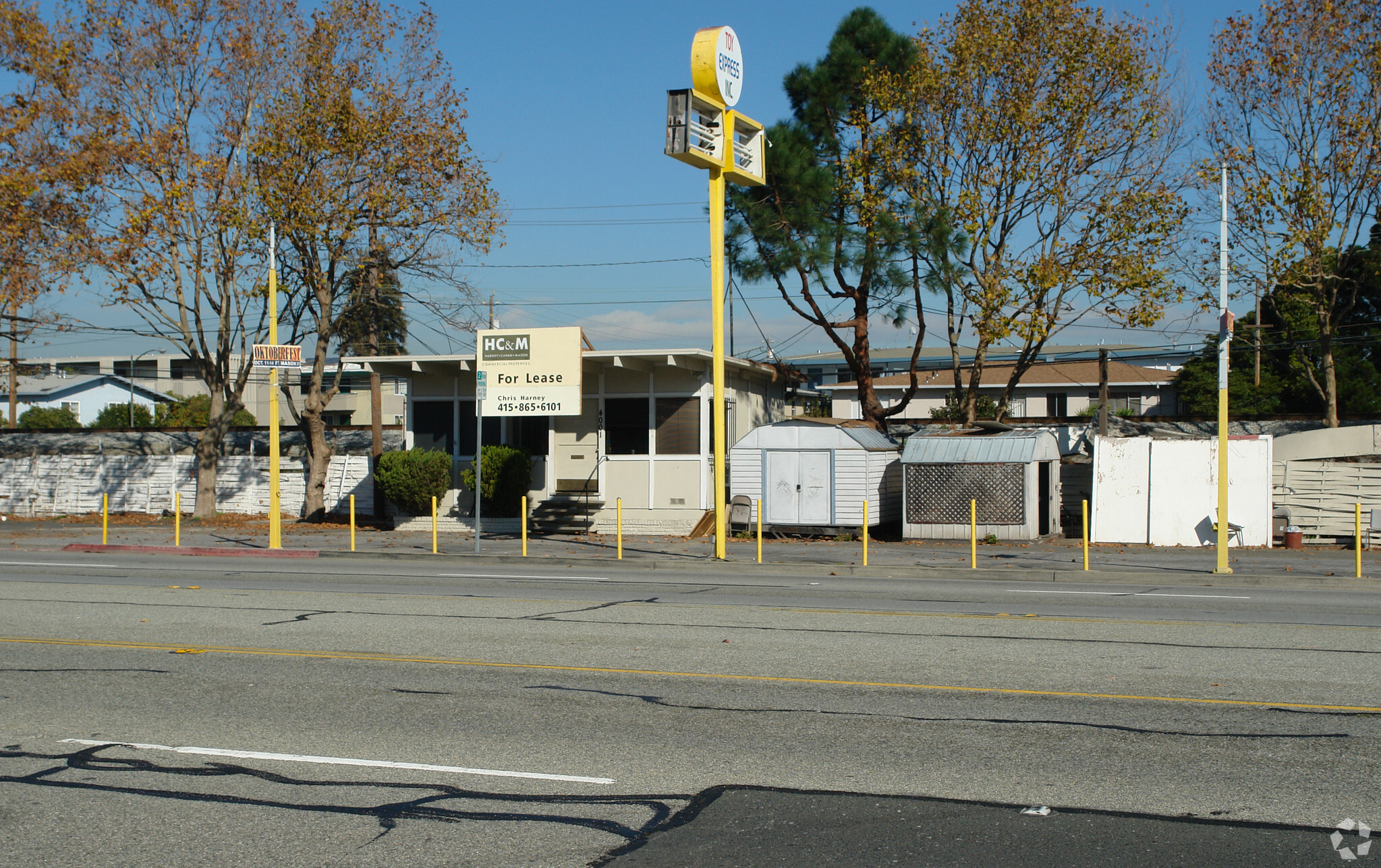 4001 S El Camino Real, San Mateo, CA à vendre Photo du bâtiment- Image 1 de 1