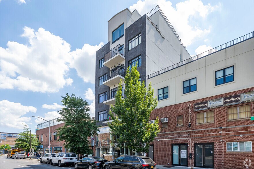 3915-3917 14th Ave, Brooklyn, NY à louer - Photo du bâtiment - Image 2 de 5