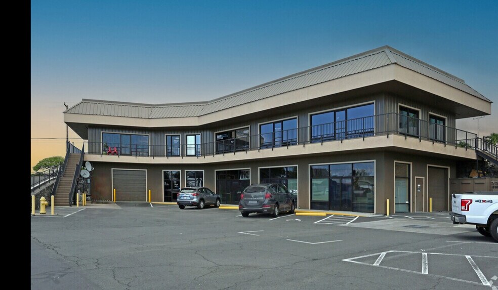 74-5035 Queen Kaahumanu Hwy, Kailua Kona, HI à louer - Photo du bâtiment - Image 1 de 15